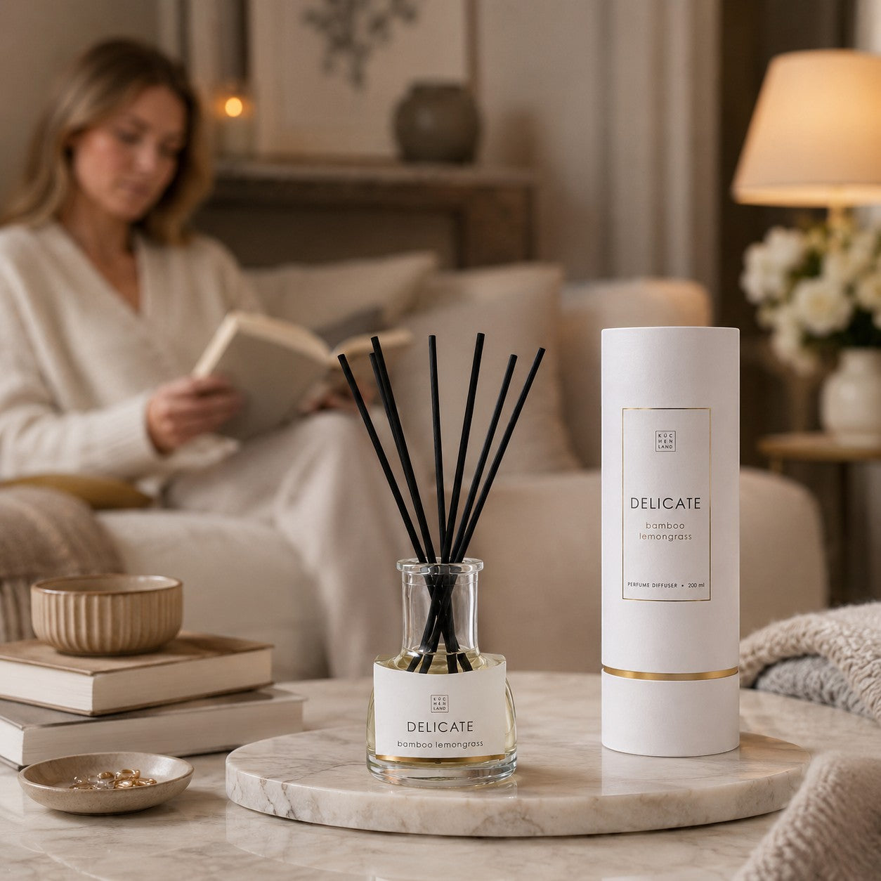 Tap2Own Delicate Bamboo Lemongrass perfume diffuser with black reeds in a clear glass bottle, 200ml.