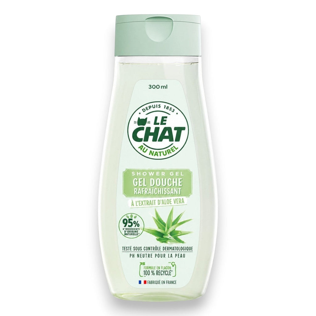 Tap2Own Le Chat Au Naturel Aloe Vera shower gel in a 300ml recycled plastic bottle with a light green cap.